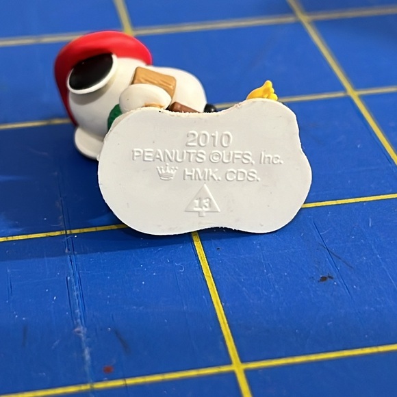 Hallmark Keepsake Ornaments Set of 3, 2010 - Picture 6 of 13